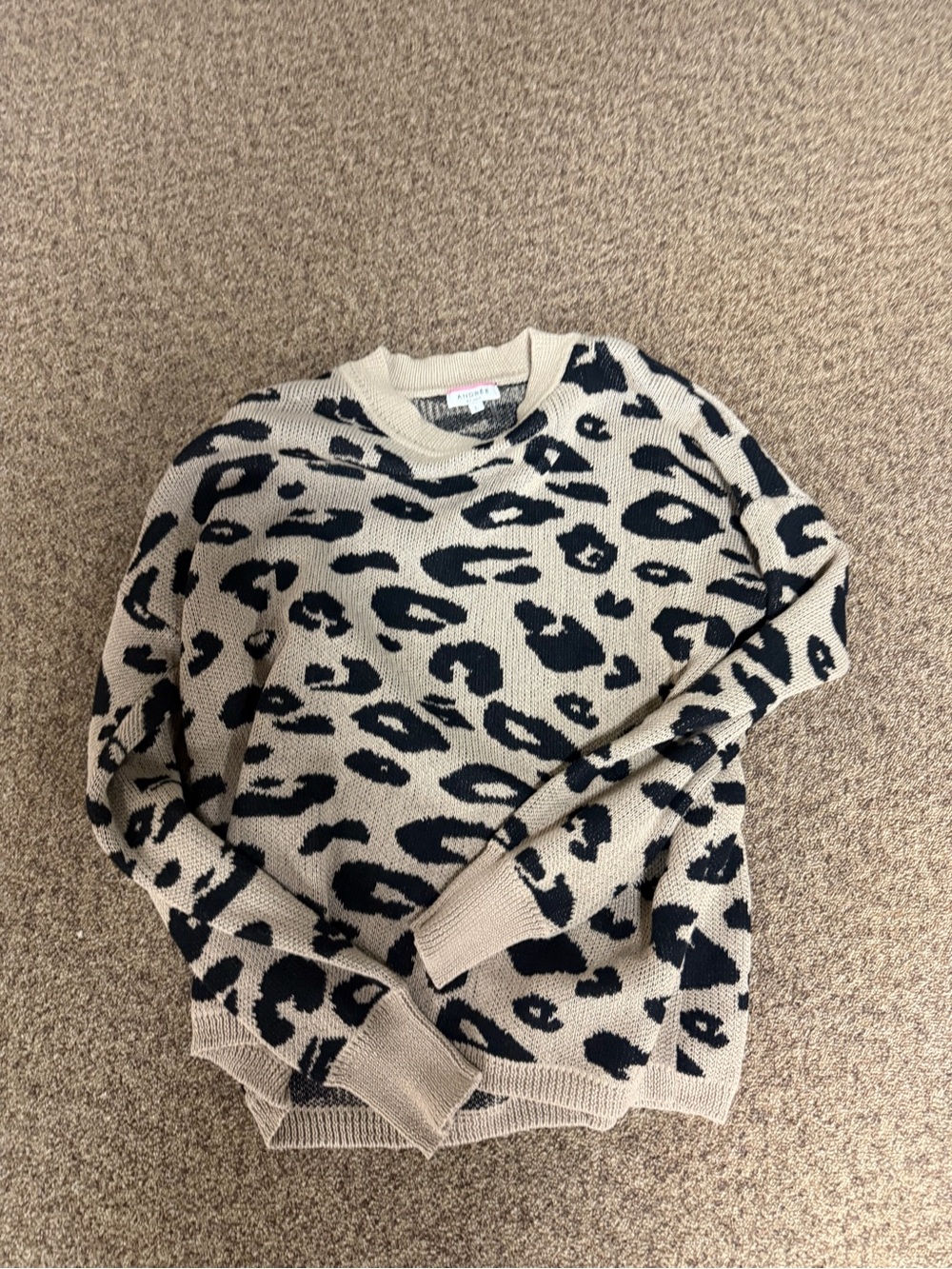 ANDREE BY UNIT Beige and Black Leopard Crewneck Sweater